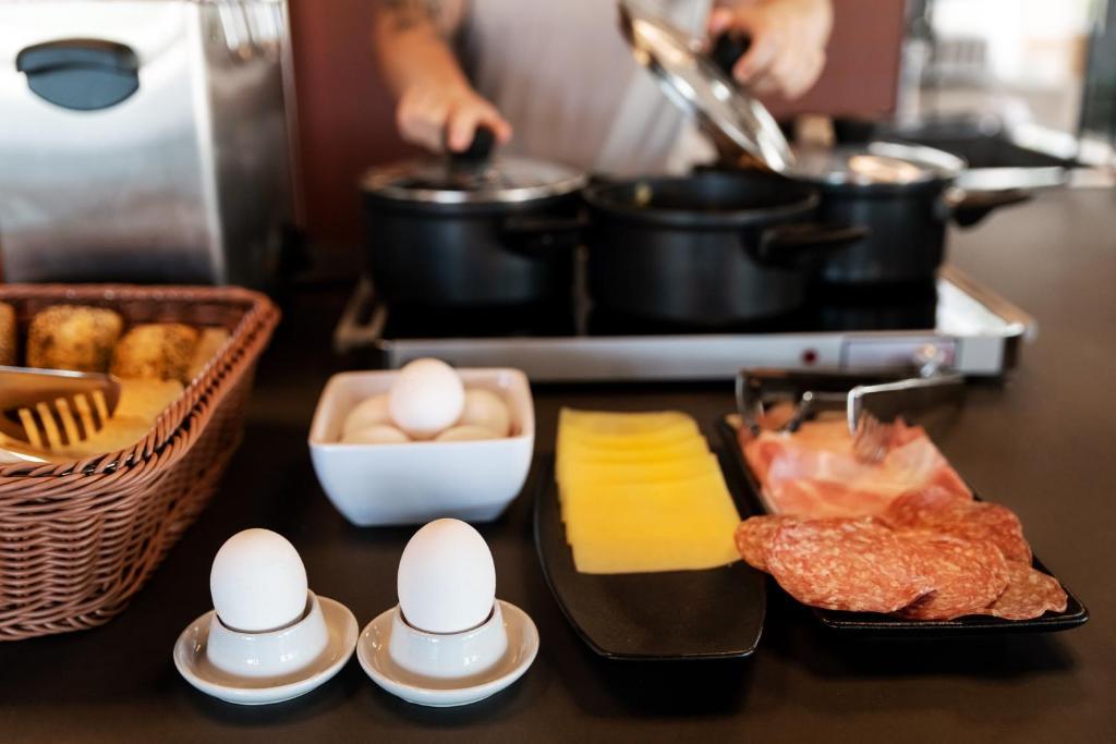 B&B Hotel Lausanne คริสซิเยร์ ภายนอก รูปภาพ