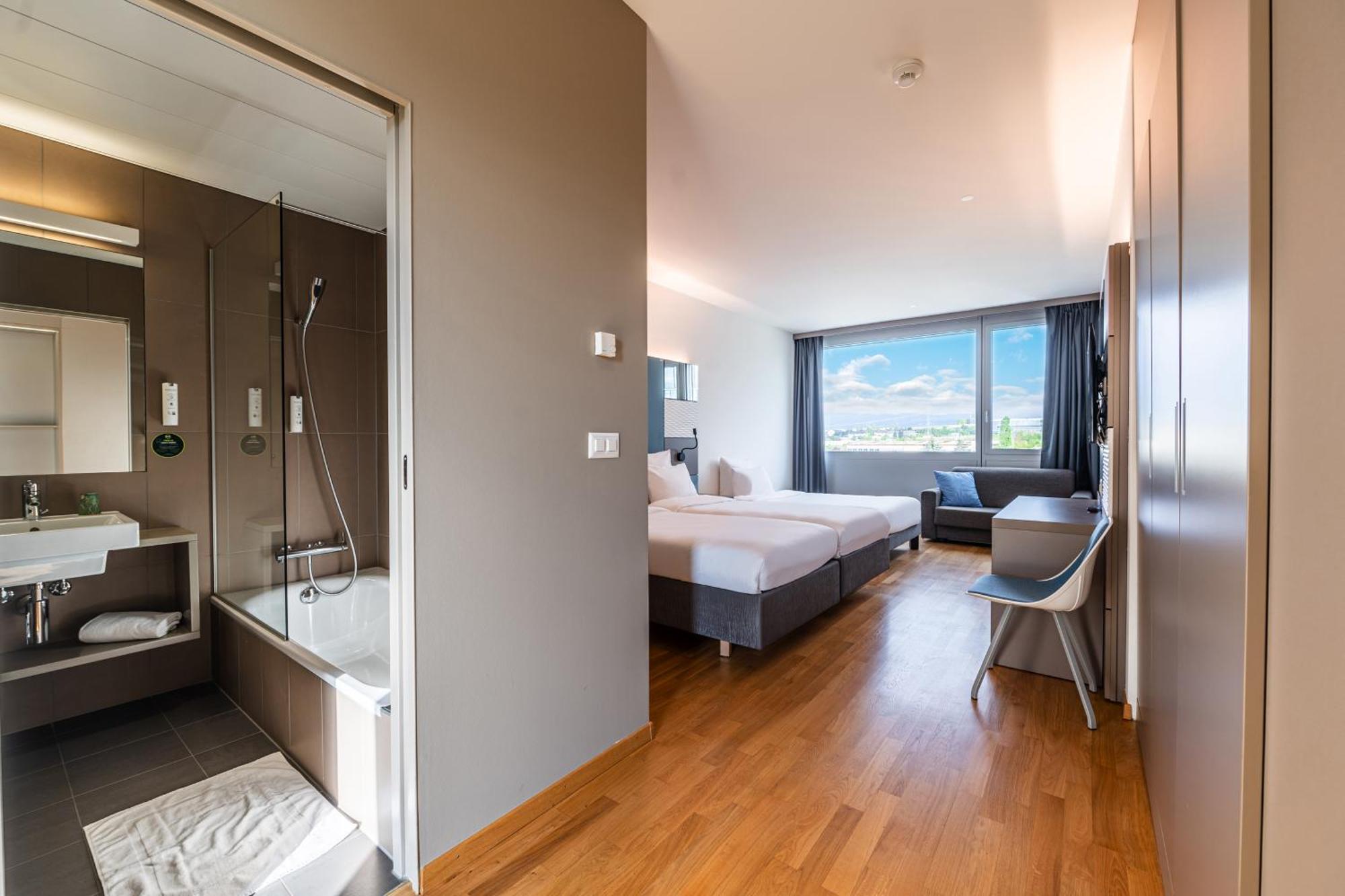 B&B Hotel Lausanne คริสซิเยร์ ภายนอก รูปภาพ