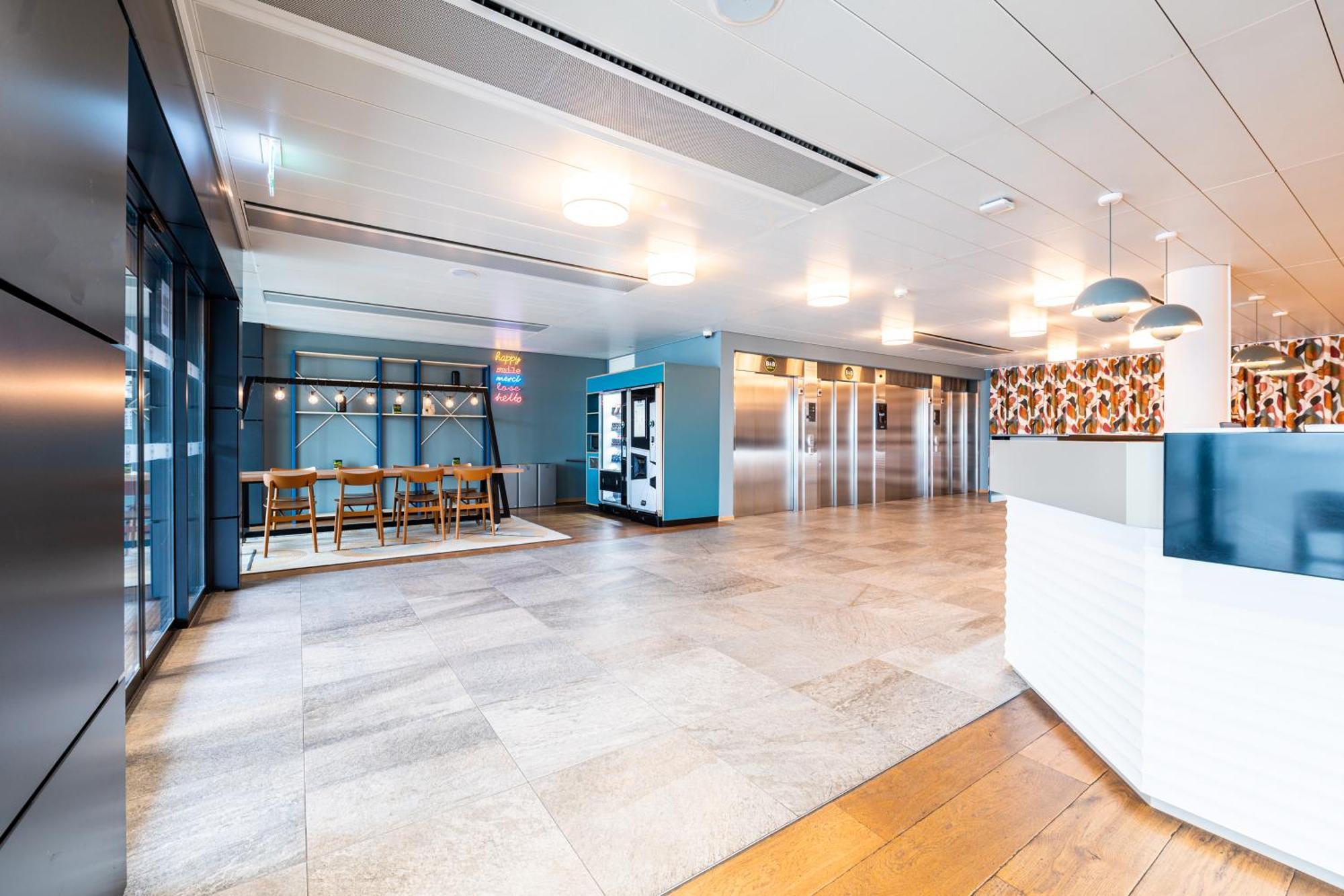 B&B Hotel Lausanne คริสซิเยร์ ภายนอก รูปภาพ